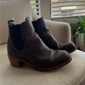Red Wing Harriet Chelsea Boots Amber Harness Brown